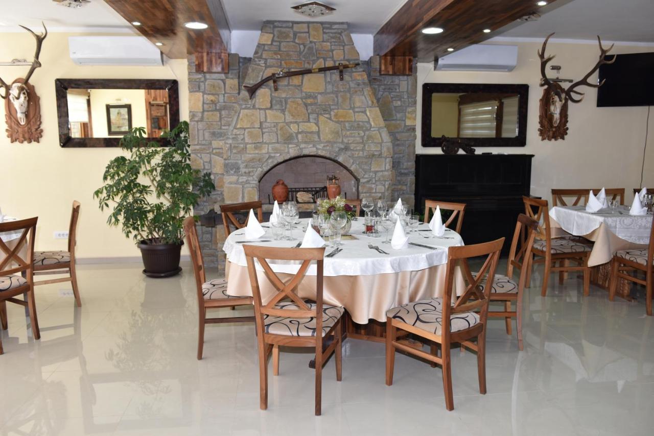 Hotel "Vir" Velika Plana Zewnętrze zdjęcie