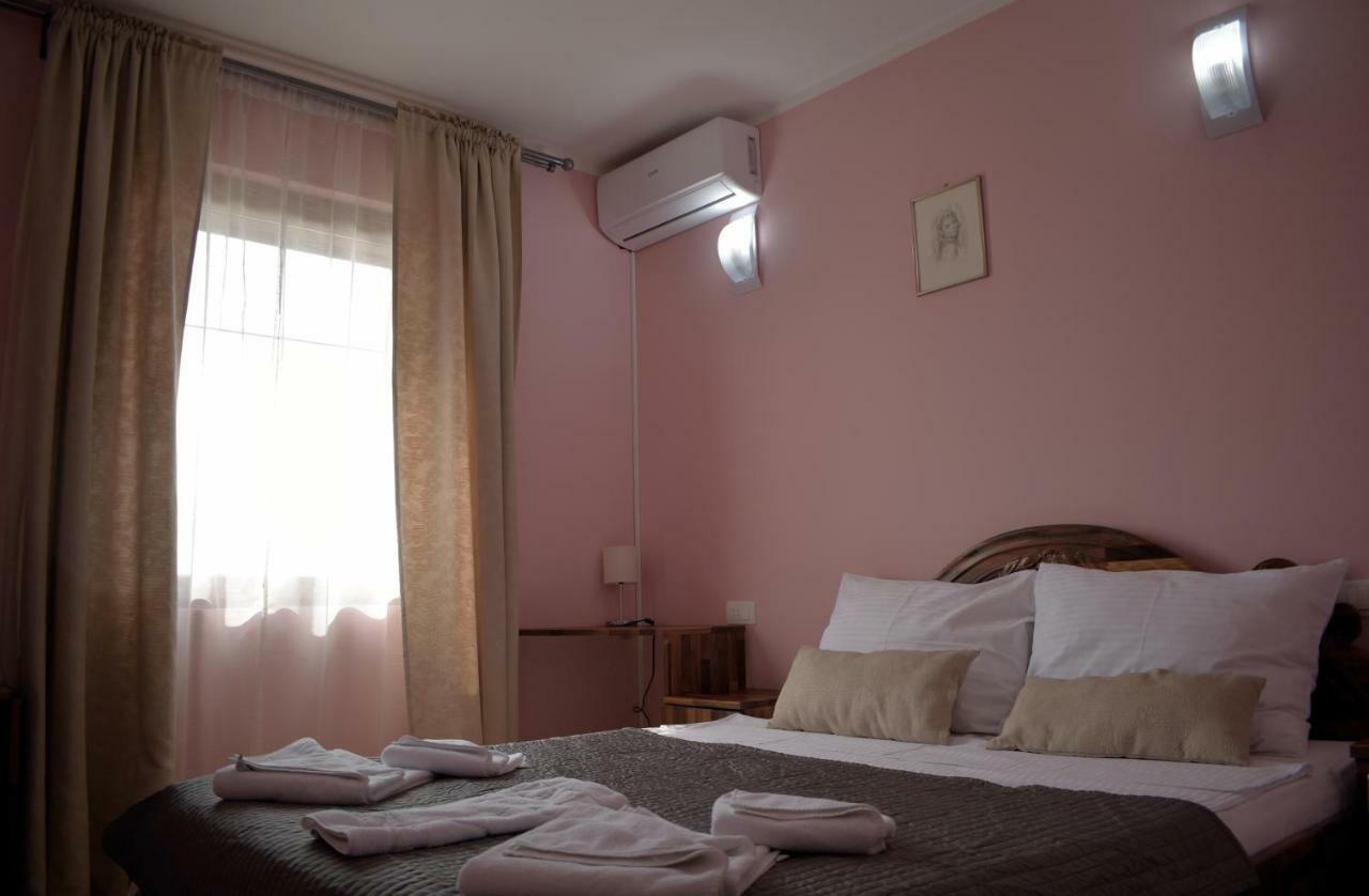 Hotel "Vir" Velika Plana Zewnętrze zdjęcie