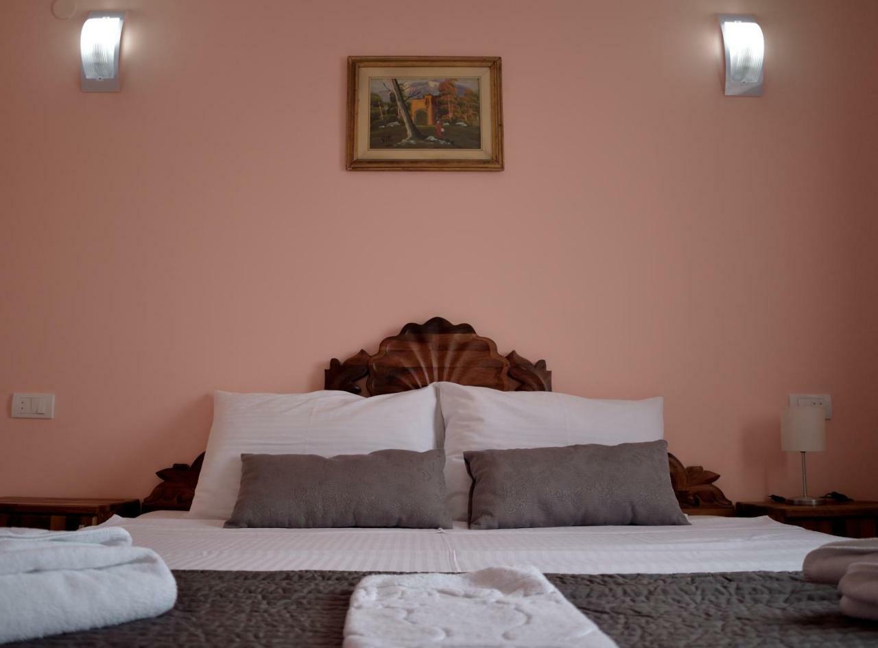 Hotel "Vir" Velika Plana Zewnętrze zdjęcie