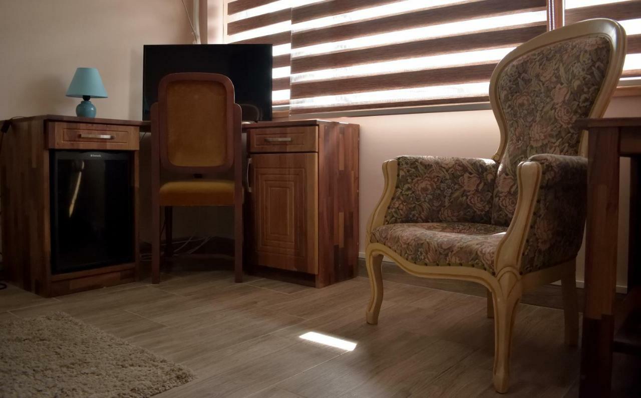 Hotel "Vir" Velika Plana Zewnętrze zdjęcie